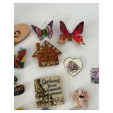 Mixed Lot of Decorative Magnets Collectibles