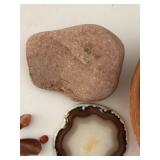 Mixed Lot of Polished Stones, Agate Slices & Keychains