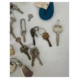 Mixed Lot: Assorted Keys, Keychains & Padlocks