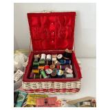 Vintage Sewing Notions Mixed Lot