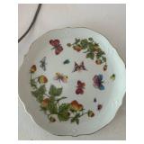 Mixed Lot of Decorative Ceramic Floral Pieces Collectibles
