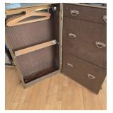 Vintage US Trunk Company Trunk 19.5 X 13 X 36 in