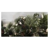 Woolrich Lantern Lamp & Christmas Garland Mixed Lot