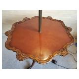 Solid Decorative Vintage Style Table/Lamp - Works Great