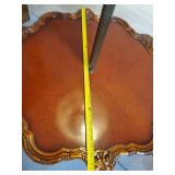 Solid Decorative Vintage Style Table/Lamp - Works Great