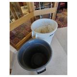 2 Heavy Duty Brute Industrial Garbage Cans