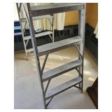 Very Sturdy 8 foot Metal Step Ladder