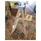 Solid Keller 5 Foot Wood Step Ladder