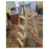Solid Keller 5 Foot Wood Step Ladder