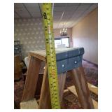 Solid Keller 5 Foot Wood Step Ladder