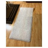 Anti Fatigue Mat Gray and White Color, Thick Material for Long Periods of Standing, 6 Feet Long x 2.5 Feet Wide