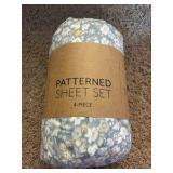 King Sized Bed Sheet Set 1 Fitted Sheet, 1 Flat Sheet, 2 Pillow Cases, Floral Pattern