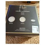 FieldCrest Heritage 12-Piece Dinner Pkate and Bowl Set, Smoke Gray Color, One Large Plate Broken in Transit