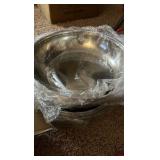 Chafing Dishes for Buffet 4 Pack, 5Qt Round Stainless Steel Chafing Dishes [Elegant and Smooth] Stainless Steel Chafing Dish Buffet Set for Weddings, Parties and Catering, Gold