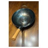 Yosukata Blue Carbon Steel Wok Pan, 13.5-inch Flat Bottom, Pre-Seasoned : Retail $107