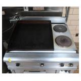 "HOBART" 24X23.5 GRIDDLE / OVEN