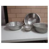 COMMERCIAL GRADE KITCHEN COLLENDER AND STRAINER