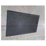 1 LARGE RUBBER FLOOR MATT