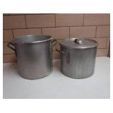 2 STOCK POTS 1 LID