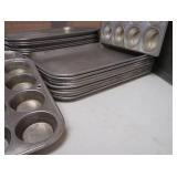 "WEAR EVER" ALUMINUM TRAYS