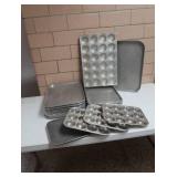 "WEAR EVER" ALUMINUM TRAYS