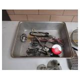 BIG MISC VINTAGE KITCHEN UTENSIL SET