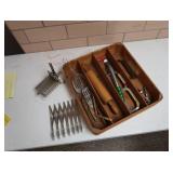 MISC VINTG KITCHEN UTENSIL SET WITH ANTIQUE ENAMIL BUTTER CUTTER