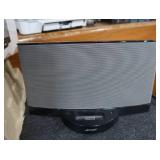 NEW IN BOX BOSE SOUNDDOCK SYSTEM - OLD IPOD PLUG IN