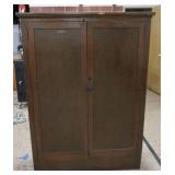 ANTIQUE  OAK SCHOOL HOUSE CUPBOARD