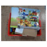 DECTA BOX/DUPLO LEGOS