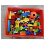 DECTA BOX/DUPLO LEGOS