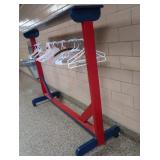 COAT RACK/MOVABLE CLOSET WITH HANGERS
