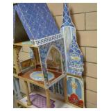 BEAUTIFUL WOODEN DOLL HOUSE