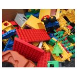 HUGE BOX OF BUILDING TOYS/LEGOS AND MORE