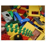 HUGE BOX OF BUILDING TOYS/LEGOS AND MORE