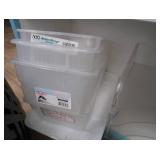 WOODEN SHELF WITH MISC PLASTIC SORTING TOTES/CONTAINERS