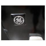 GE REFRIDGERATOR (SMALL)