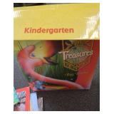 LOT OF OVERSIZED KINDERGARDEN BOOKS