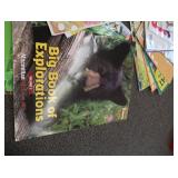 LOT OF OVERSIZED KINDERGARDEN BOOKS