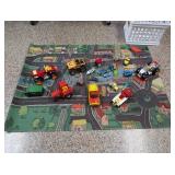 CUTE KIDS RACETRACK RUG &TOYS