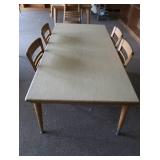 SOLID OAK RECTANGULAR TABLE AND 4 SOLID OAK CHAIRS