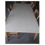 SOLID OAK TABLE AND 4 SOLID OAK CHAIRS