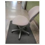 FLOOR MATTS AND 2 OFFICE CHAIRS