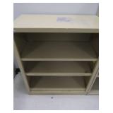METAL FILE CABINET/SHELF