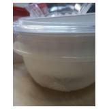 LARGE PLASTIC &KITCHEN WARE LOT