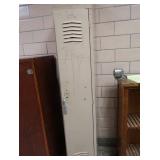 METAL LOCKER