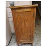 CUTE WOODEN SHELF/CABINET