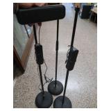3 MICROPHONE STANDS / 3 MICROPHONES