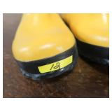 HONEYWELL RUBBER BOOTS SZ 12