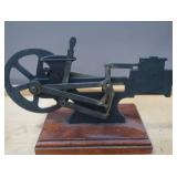 "STEAMPUNK" ERA PISTON DEMONSTRATION